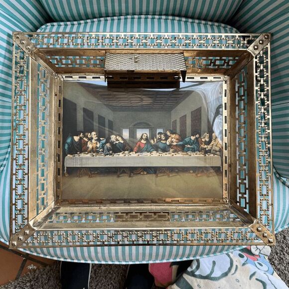 Vintage Framed Last Supper Lithograph Tray w/ Light Fixture – Gold Frame - Picture 10 of 10